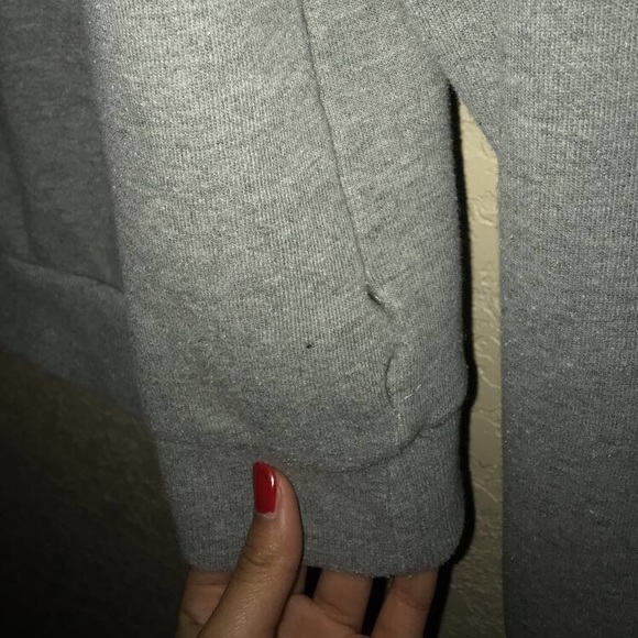 forever21 cropped gray hoodie - Picture 3 of 4